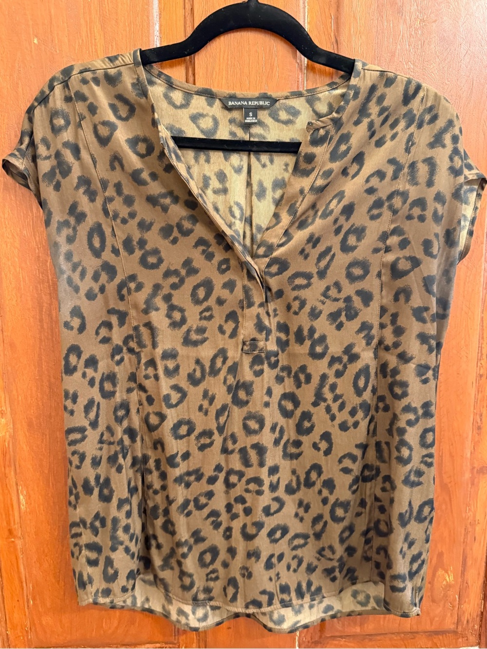 Banana Republic Brown and Black Leopard Print Split V-Neck Blouse